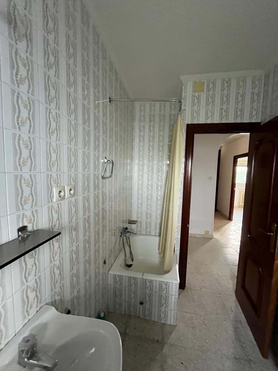 Terreno Non Edificato in vendita in Salamanca citta - 110.000 € (Rif: 9988993)
