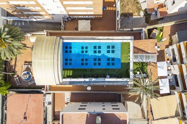 Kommersiell till salu i Segur de Calafell, Calafell med pool - 5 990 000 € (Ref: 9988994)