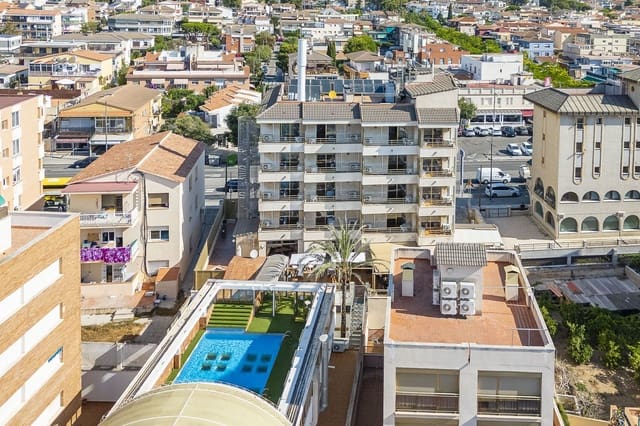 Kommersiell till salu i Segur de Calafell, Calafell med pool - 5 990 000 € (Ref: 9988994)