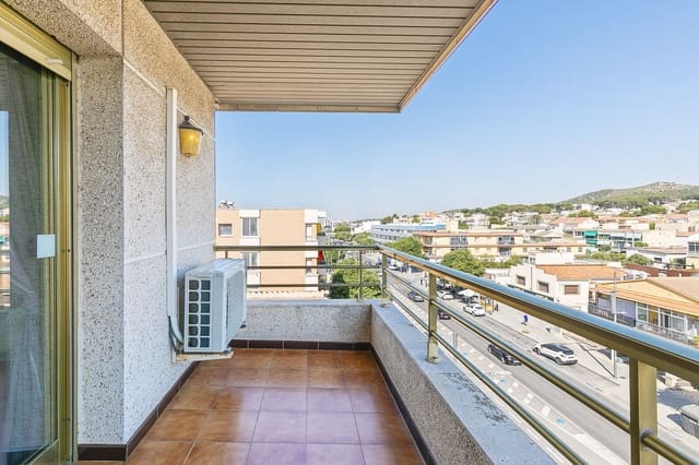 Kommersiell till salu i Segur de Calafell, Calafell med pool - 5 990 000 € (Ref: 9988994)