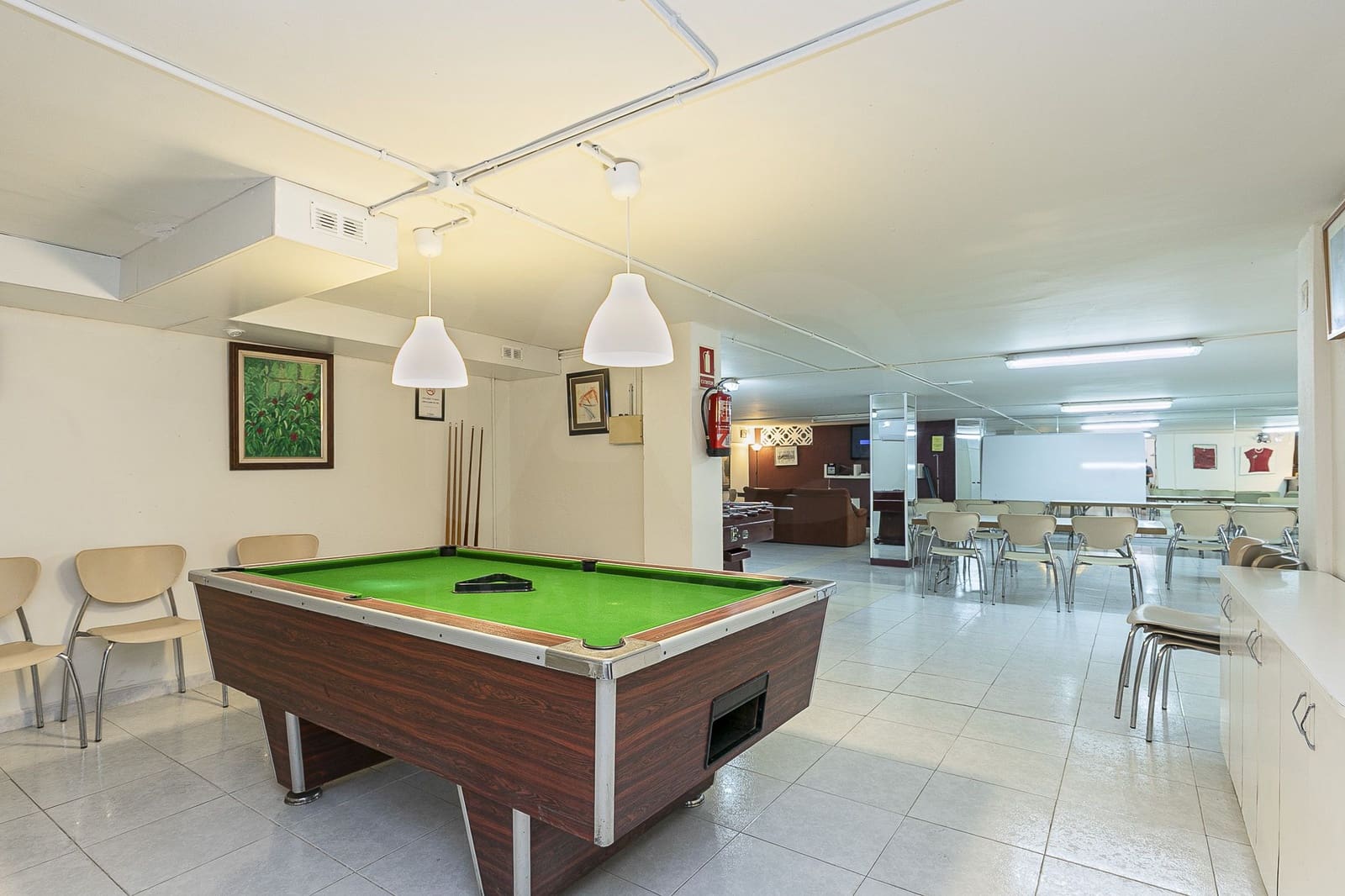 Kommersiell till salu i Calafell med pool - 5 990 000 € (Ref: 9988994)