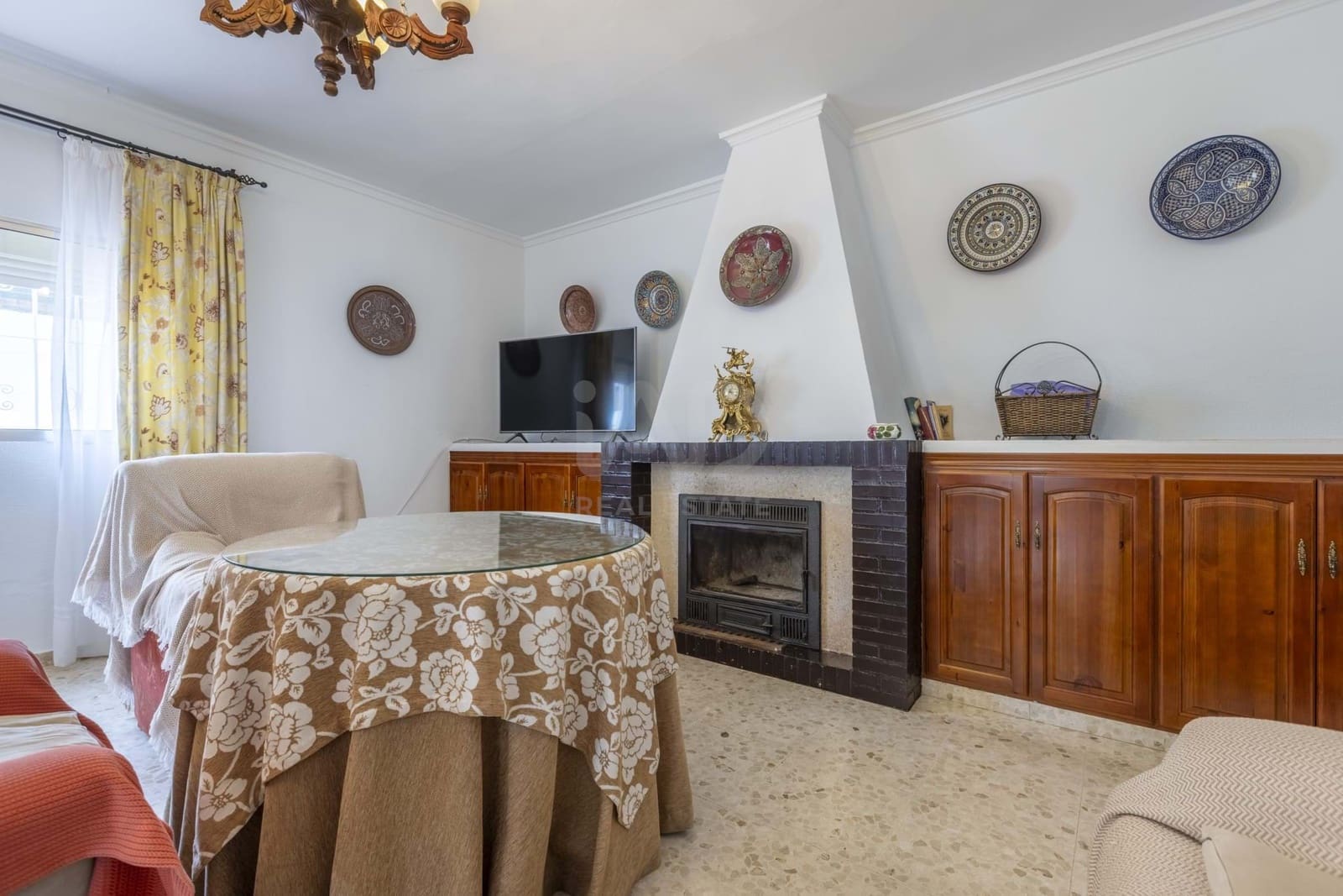 3 slaapkamer Villa te koop in Sevilla stad - € 165.000 (Ref: 9988995)