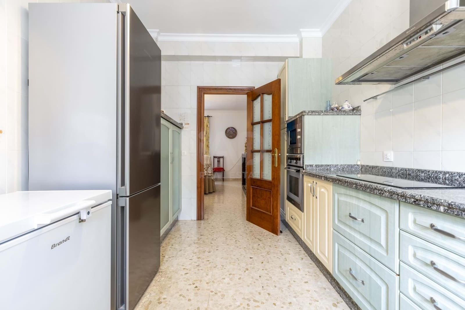 3 slaapkamer Villa te koop in Sevilla stad - € 165.000 (Ref: 9988995)