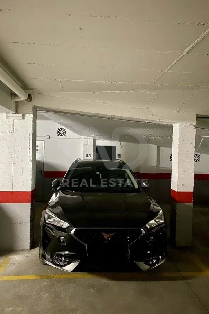 1 soveværelse Lejlighed til salg i Malaga by med garage - € 475.000 (Ref: 9988999)