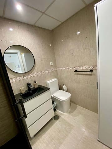 1 soveværelse Lejlighed til salg i El Ejido, Málaga by med garage - € 475.000 (Ref: 9988999)