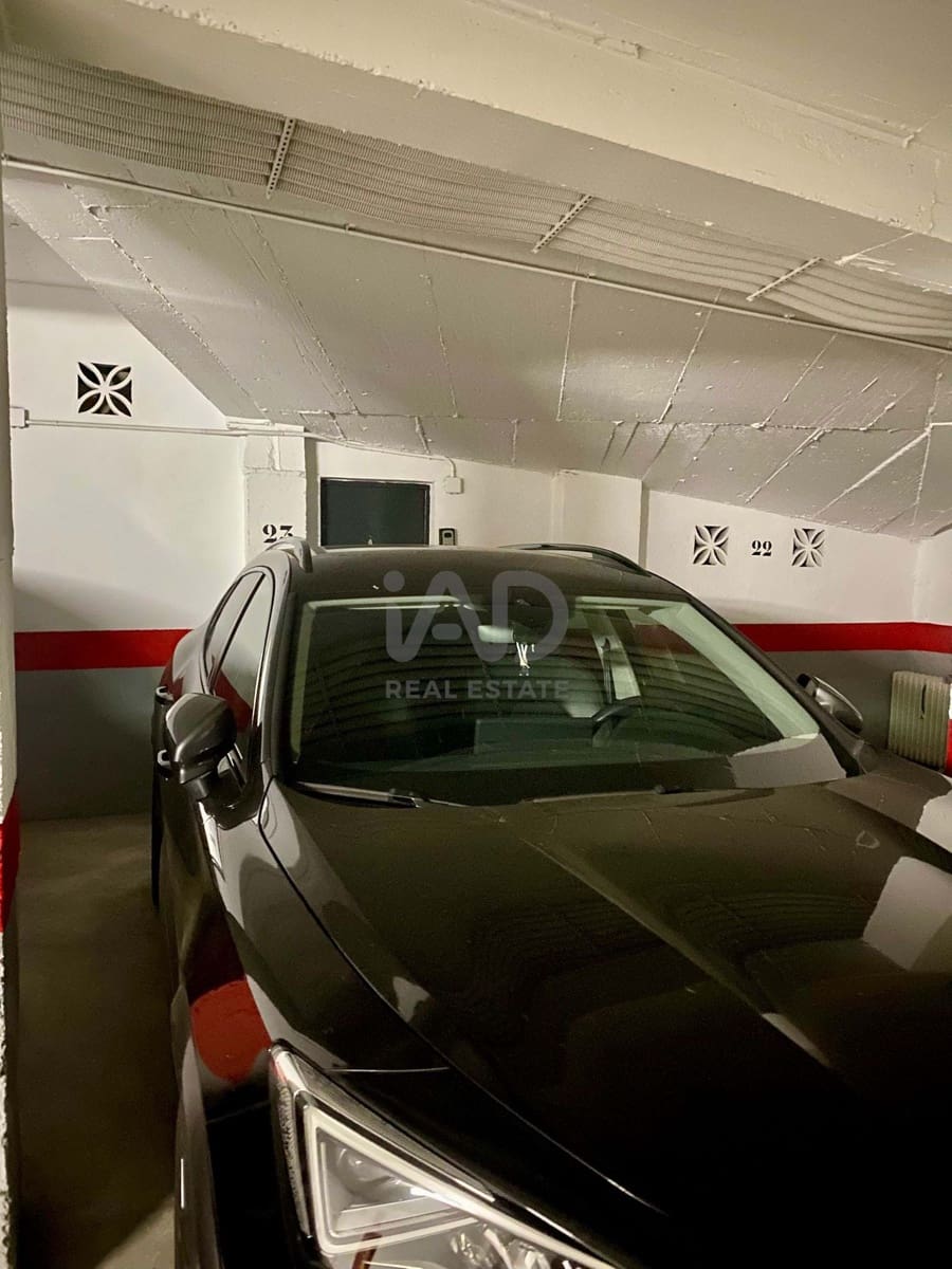1 soveværelse Lejlighed til salg i Malaga by med garage - € 475.000 (Ref: 9988999)