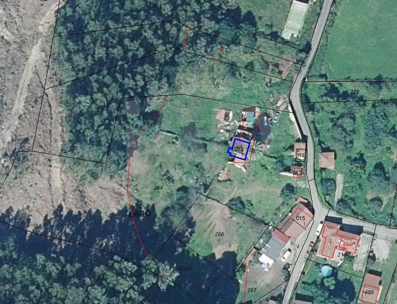Radhus till salu i Castrillon - 105 000 € (Ref: 9989001)