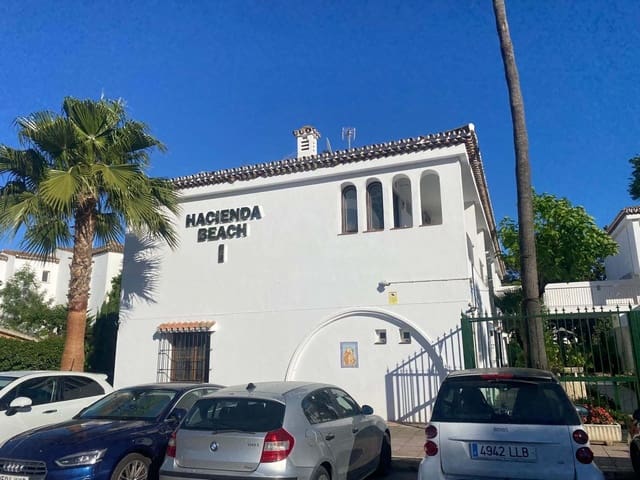 1 soveværelse Lejlighed til salg i El Velerín, Estepona med swimmingpool - € 209.000 (Ref: 9989007)