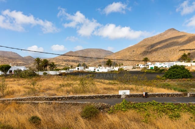 Bauplatz zu verkaufen in Máguez, Haría - 149.000 € (Ref: 9989008)