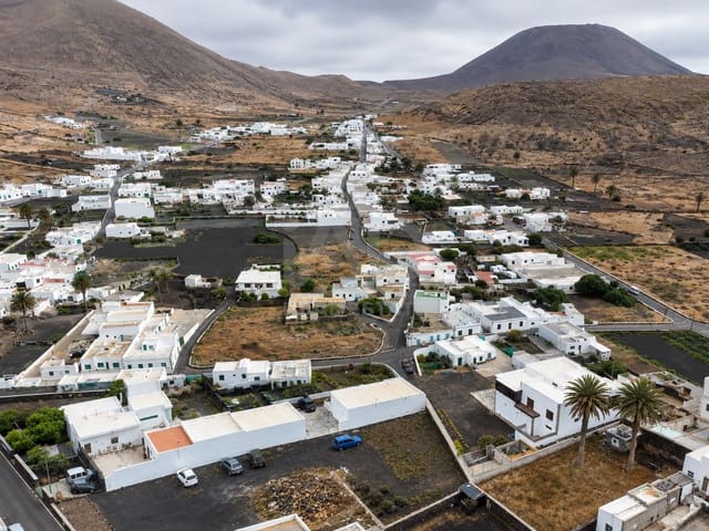 Bauplatz zu verkaufen in Máguez, Haría - 149.000 € (Ref: 9989008)