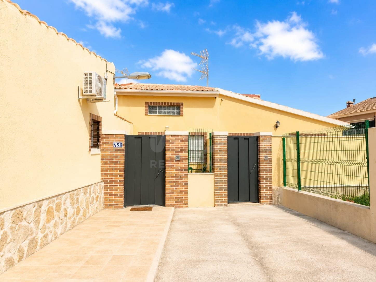 Erhverv til salg i Murcia by - € 650.000 (Ref: 9989011)