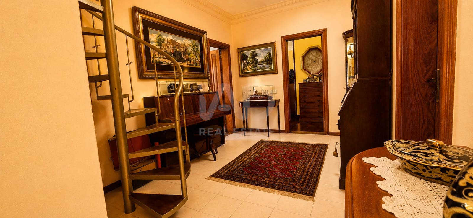 5 Zimmer Villa zu verkaufen in Arrecife mit Pool Garage - 1.100.000 € (Ref: 9989012)