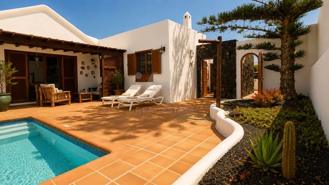 5 Zimmer Villa zu verkaufen in Arrecife mit Pool Garage - 1.100.000 € (Ref: 9989012)