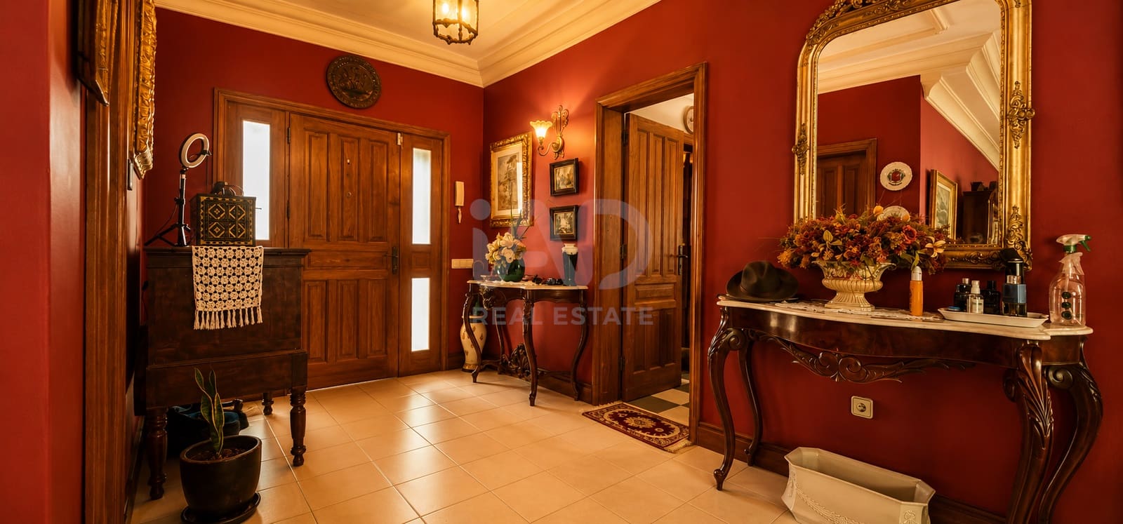 5 Zimmer Villa zu verkaufen in Arrecife mit Pool Garage - 1.100.000 € (Ref: 9989012)
