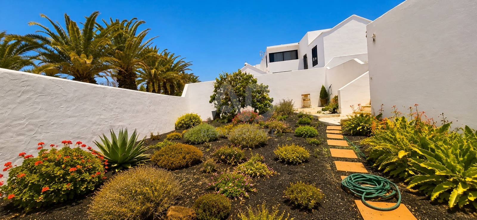 5 Zimmer Villa zu verkaufen in Arrecife mit Pool Garage - 1.100.000 € (Ref: 9989012)