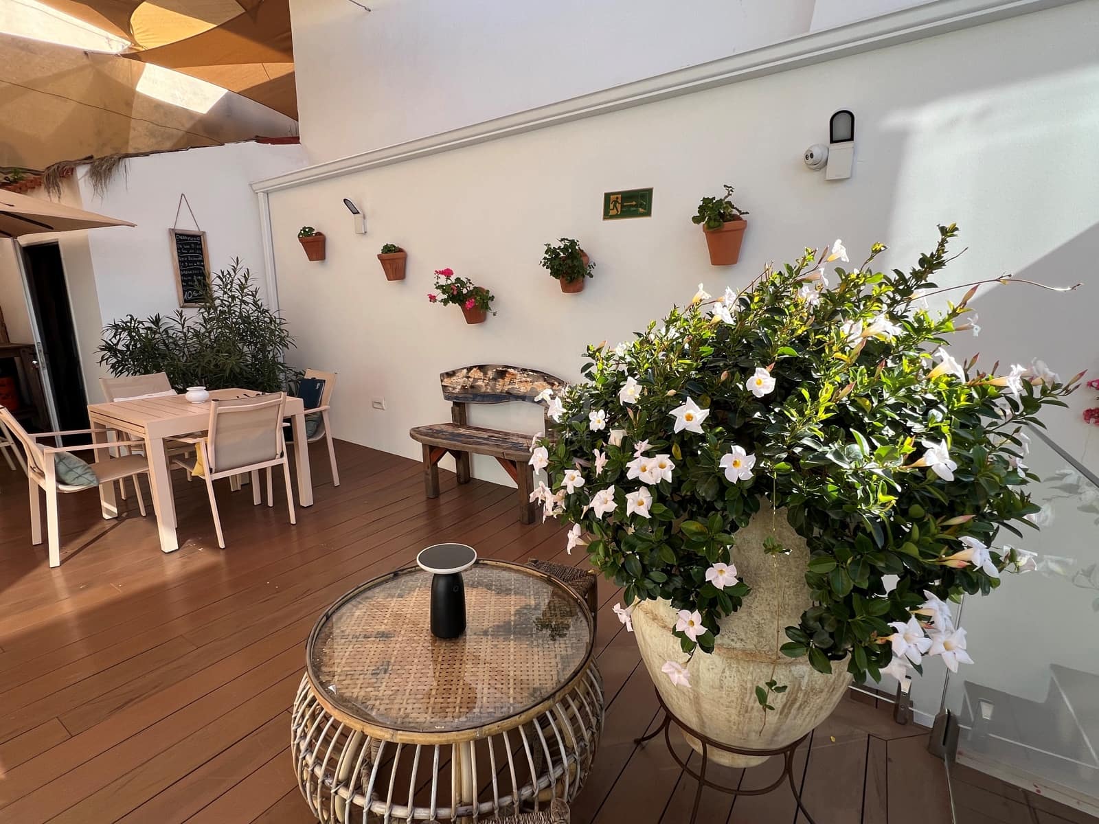 Kommersiell til salgs i Malaga by - € 2 920 000 (Ref: 9989015)
