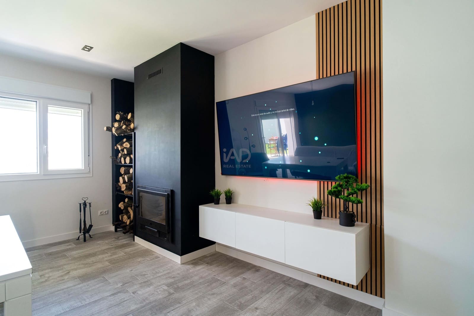 2 makuuhuone Omakotitalo myytävänä paikassa Mollina mukana uima-altaan - 299 500 € (Ref: 9989020)