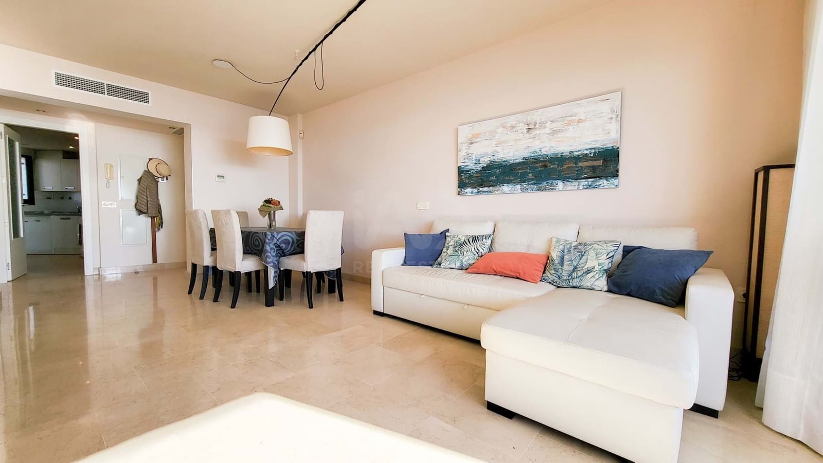Apartamento de 3 habitaciones en Torrox-Costa en venta con piscina garaje - 395.000 € (Ref: 9989021)