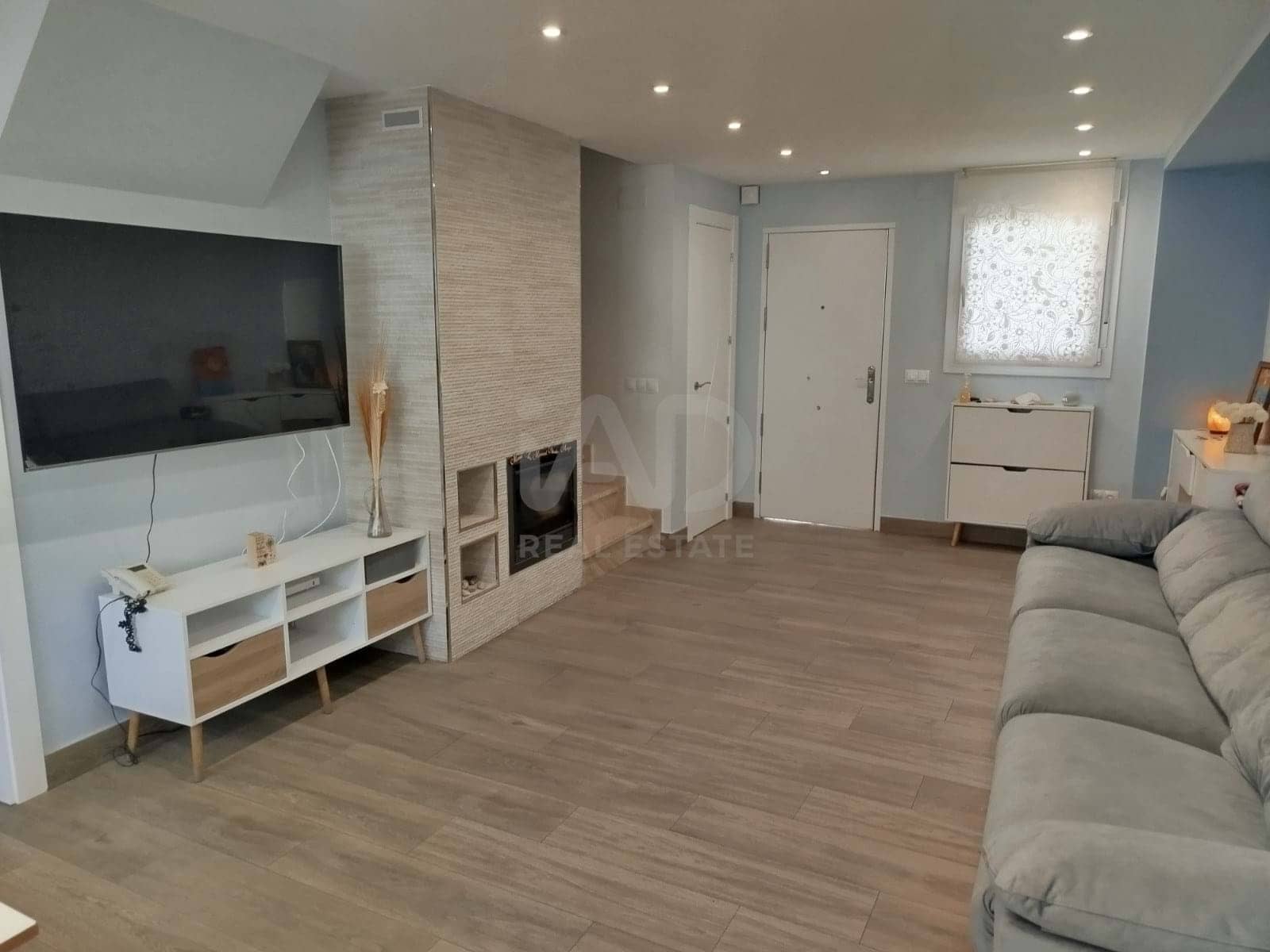 4 Zimmer Villa zu verkaufen in Competa - 445.000 € (Ref: 9989025)