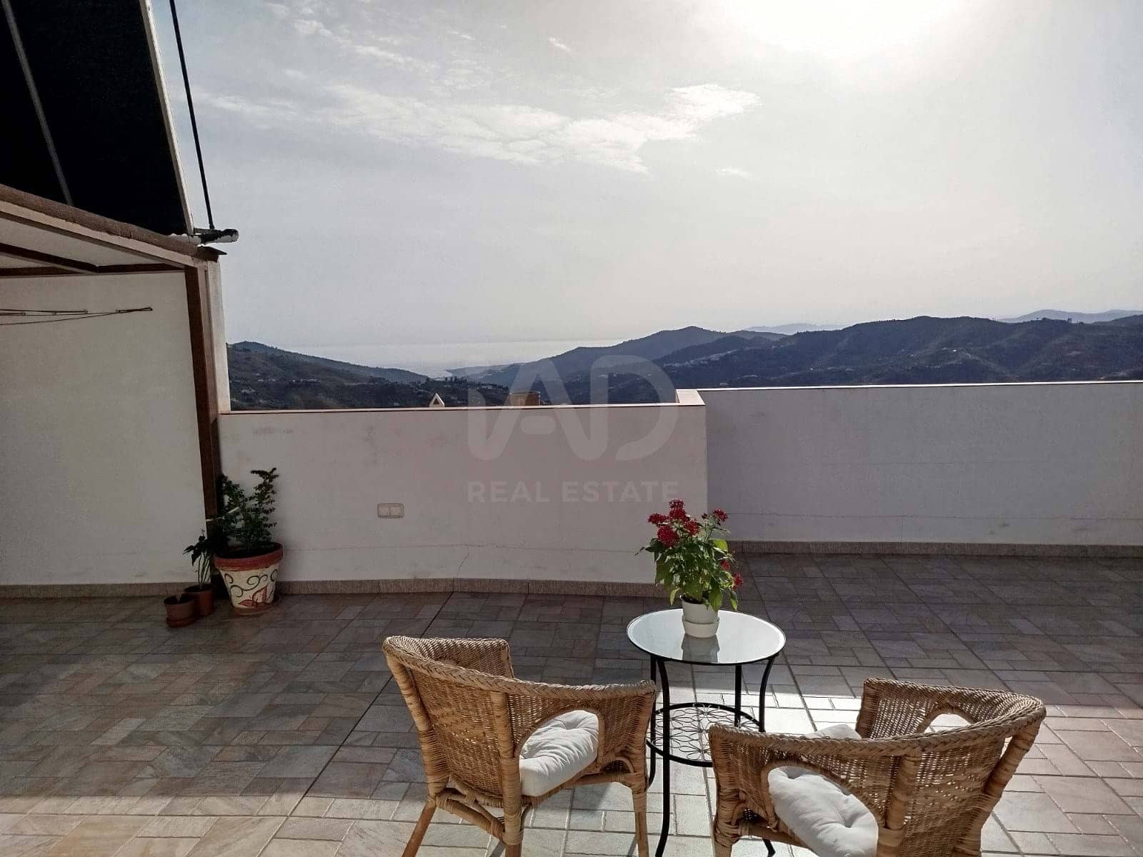 4 Zimmer Villa zu verkaufen in Competa - 445.000 € (Ref: 9989025)