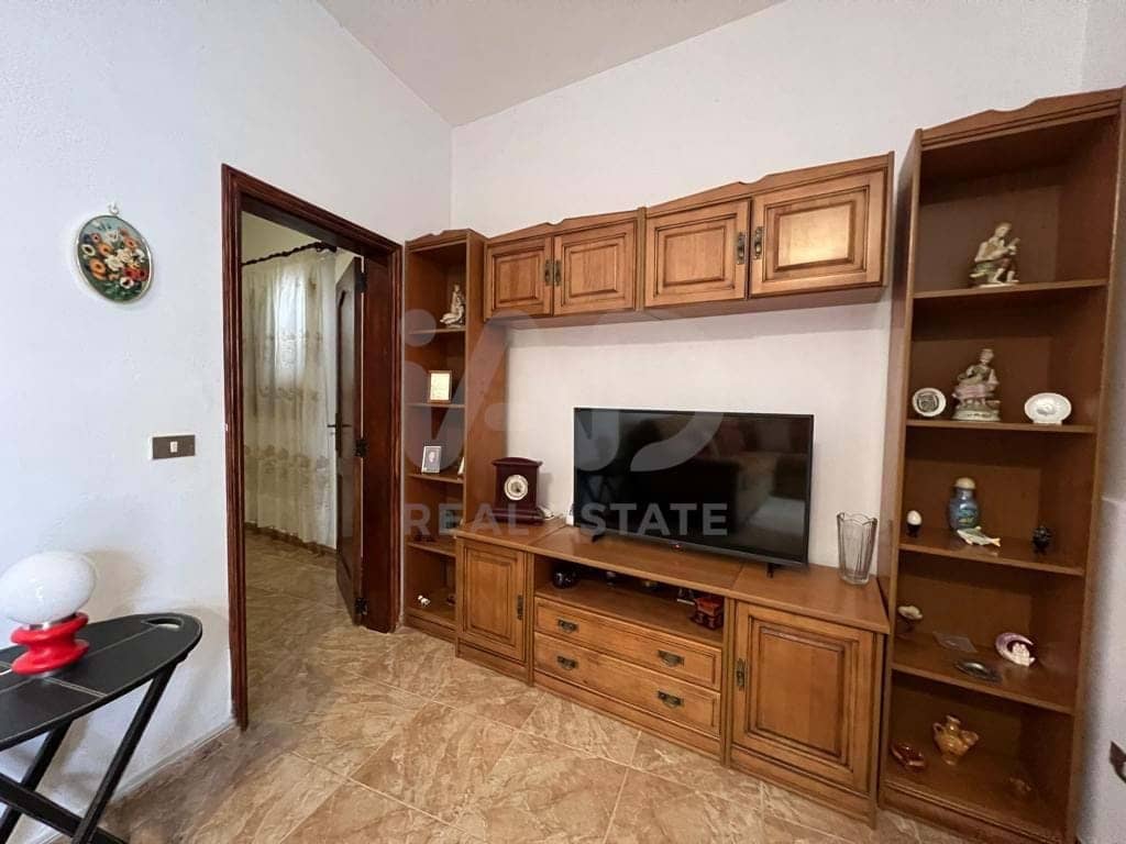 5 quarto Casa em Banda para venda em Granadilla de Abona com garagem - 360 000 € (Ref: 9989027)