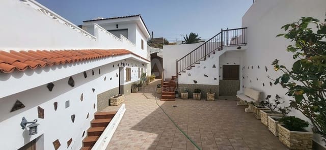 5 slaapkamer Huis te koop in Los Blanquitos, Granadilla de Abona met garage - € 360.000 (Ref: 9989027)