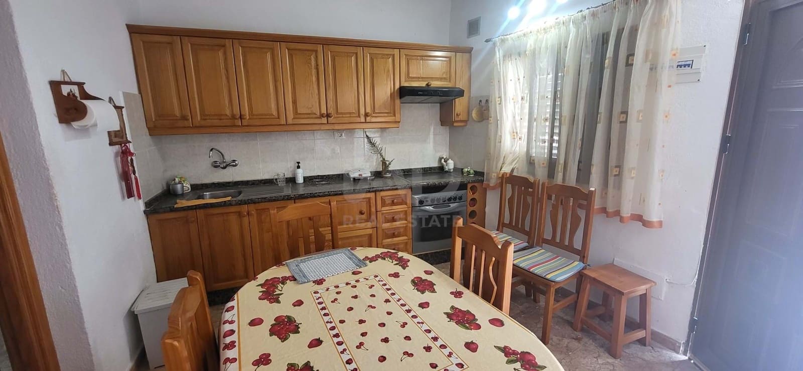 5 quarto Casa em Banda para venda em Granadilla de Abona com garagem - 360 000 € (Ref: 9989027)