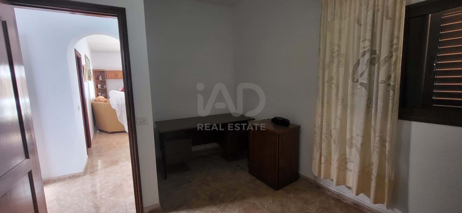 5 quarto Casa em Banda para venda em Granadilla de Abona com garagem - 360 000 € (Ref: 9989027)