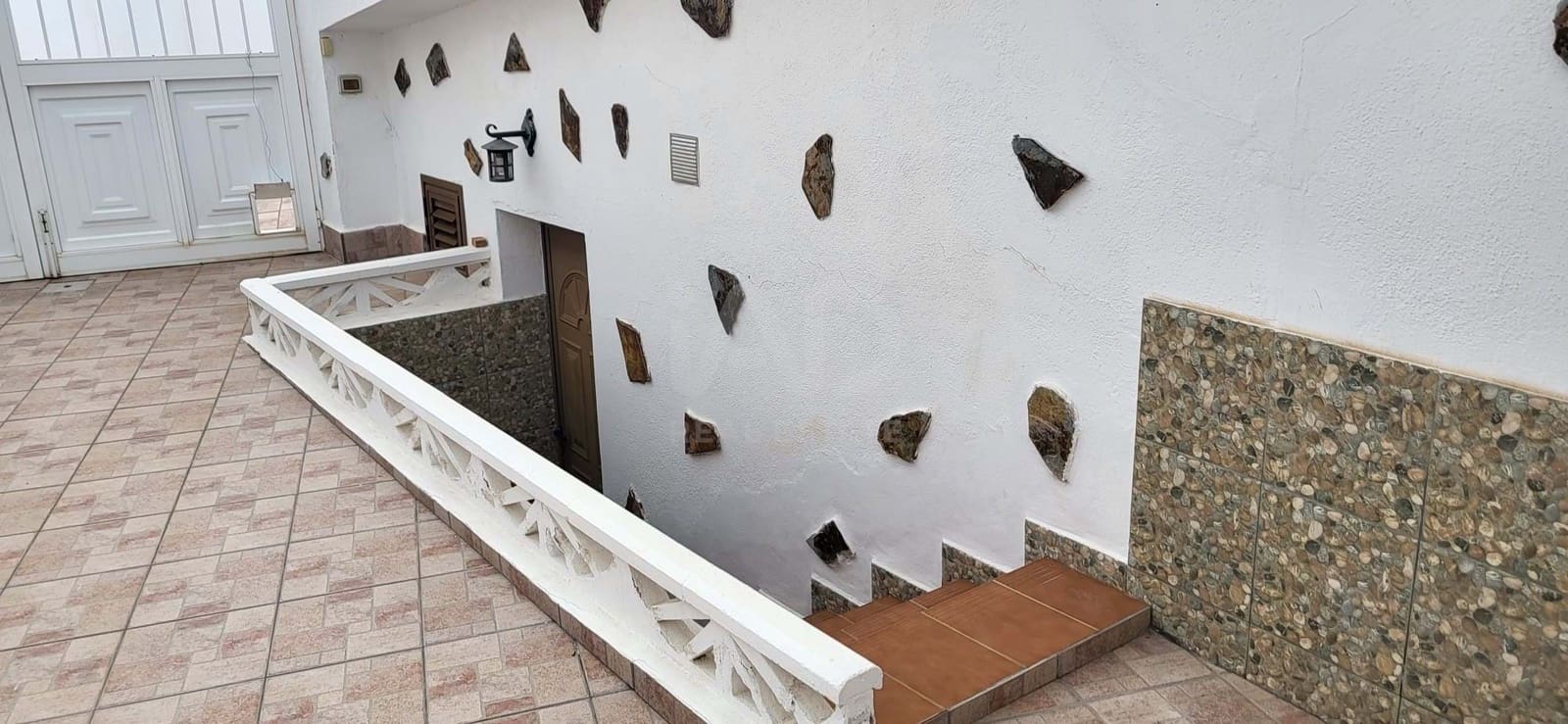 5 quarto Casa em Banda para venda em Granadilla de Abona com garagem - 360 000 € (Ref: 9989027)