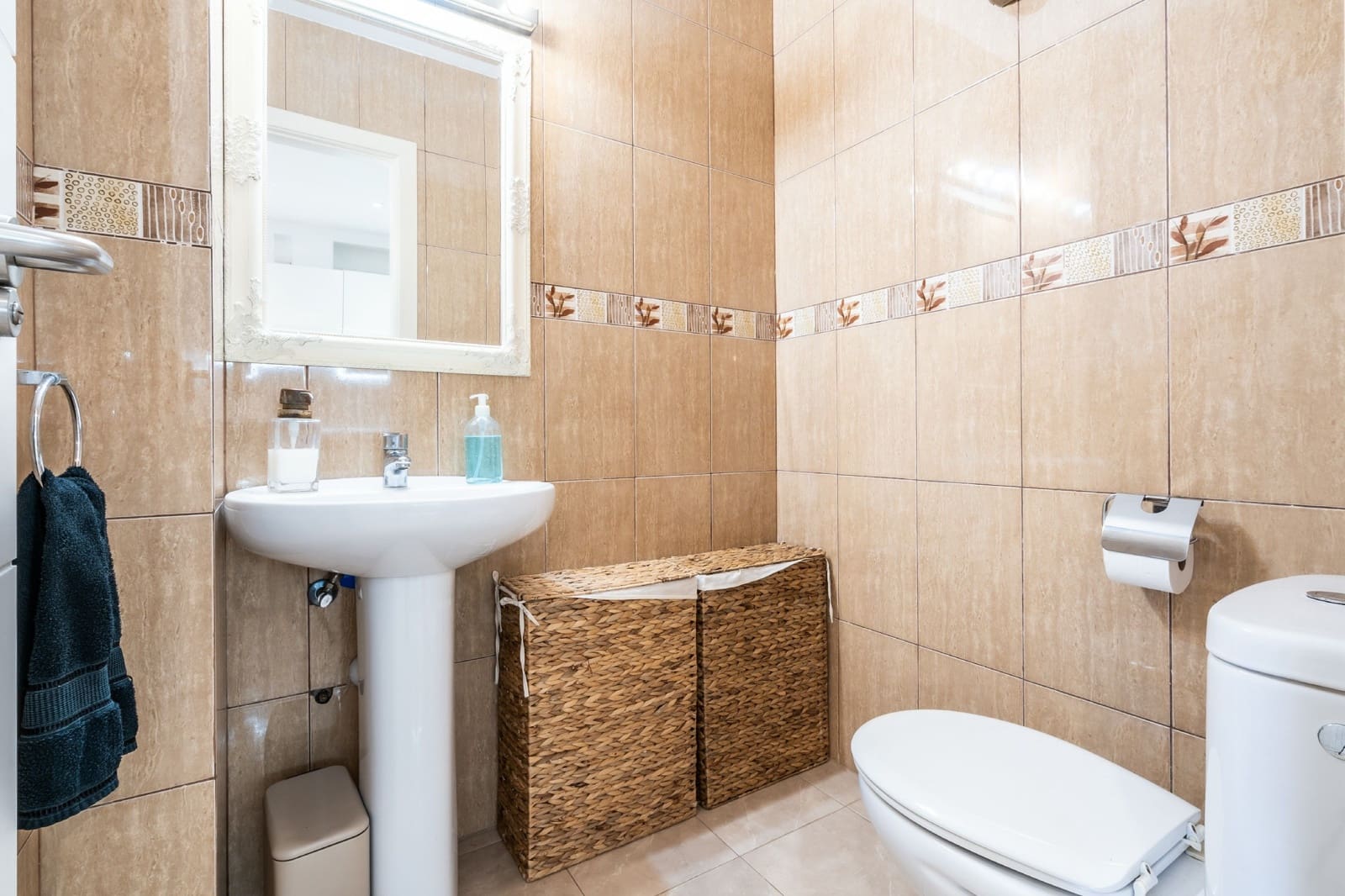 2 soveværelse Rækkehus til salg i Santa Cruz de Tenerife med swimmingpool garage - € 494.000 (Ref: 9989028)