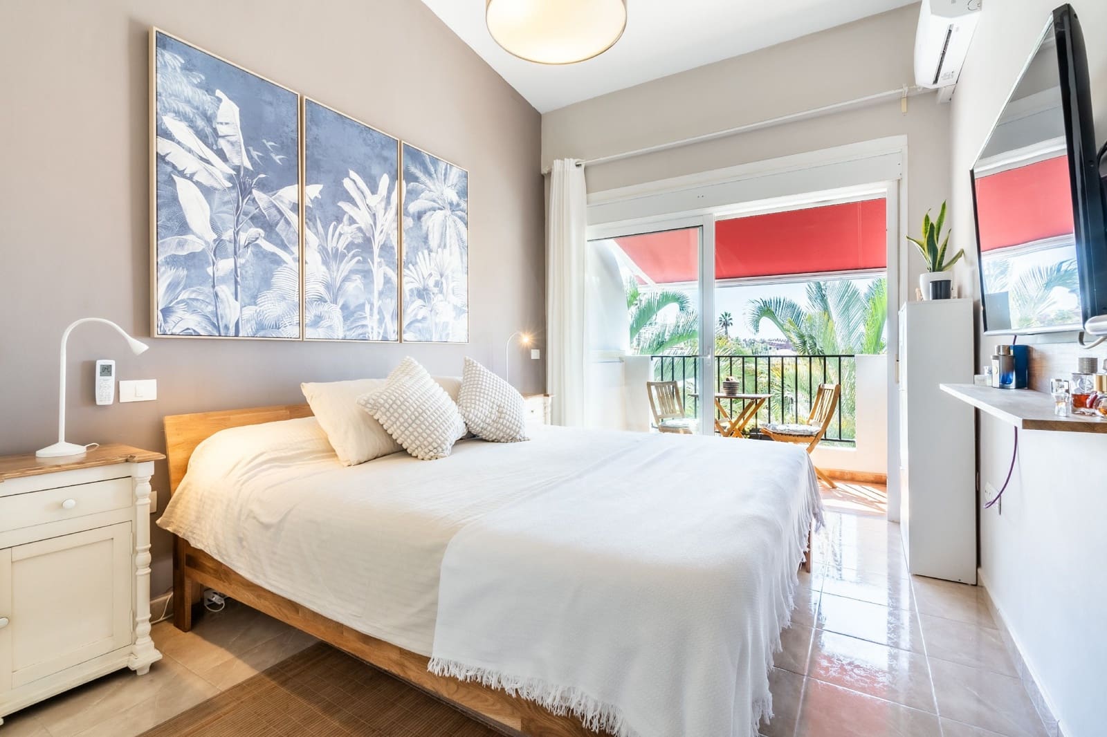 2 soveværelse Rækkehus til salg i Santa Cruz de Tenerife med swimmingpool garage - € 494.000 (Ref: 9989028)