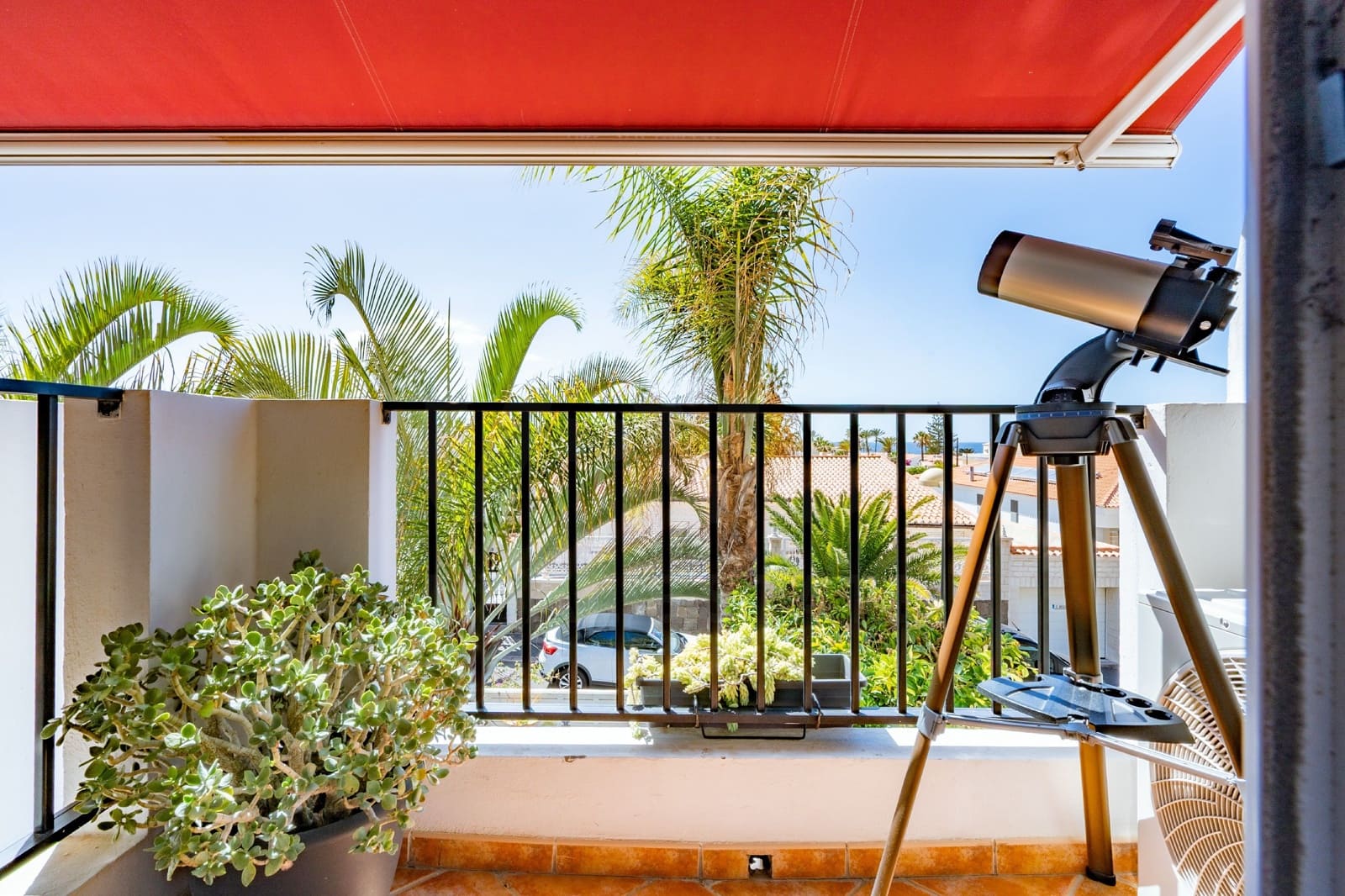 2 soveværelse Rækkehus til salg i Santa Cruz de Tenerife med swimmingpool garage - € 494.000 (Ref: 9989028)