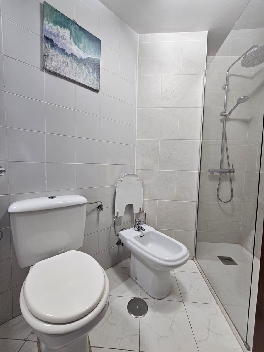 Apartamento para venda em Santa Cruz de Tenerife com garagem - 295 000 € (Ref: 9989030)