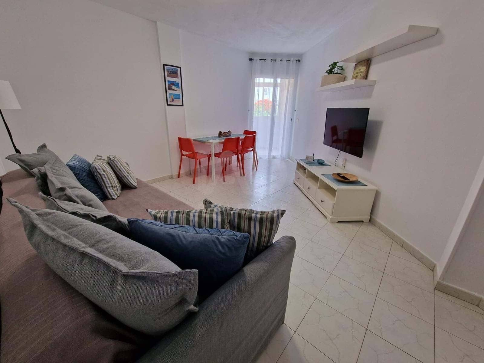 Apartamento para venda em Santa Cruz de Tenerife com garagem - 295 000 € (Ref: 9989030)