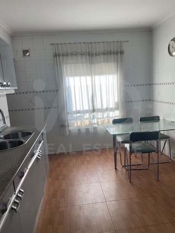 3 slaapkamer Appartement te koop in La Oliva, Sevilla stad - € 138.000 (Ref: 9989033)