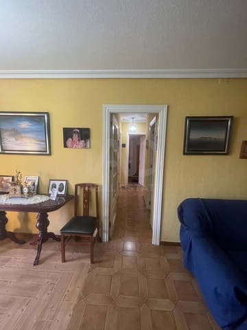 3 slaapkamer Appartement te koop in La Oliva, Sevilla stad - € 138.000 (Ref: 9989033)
