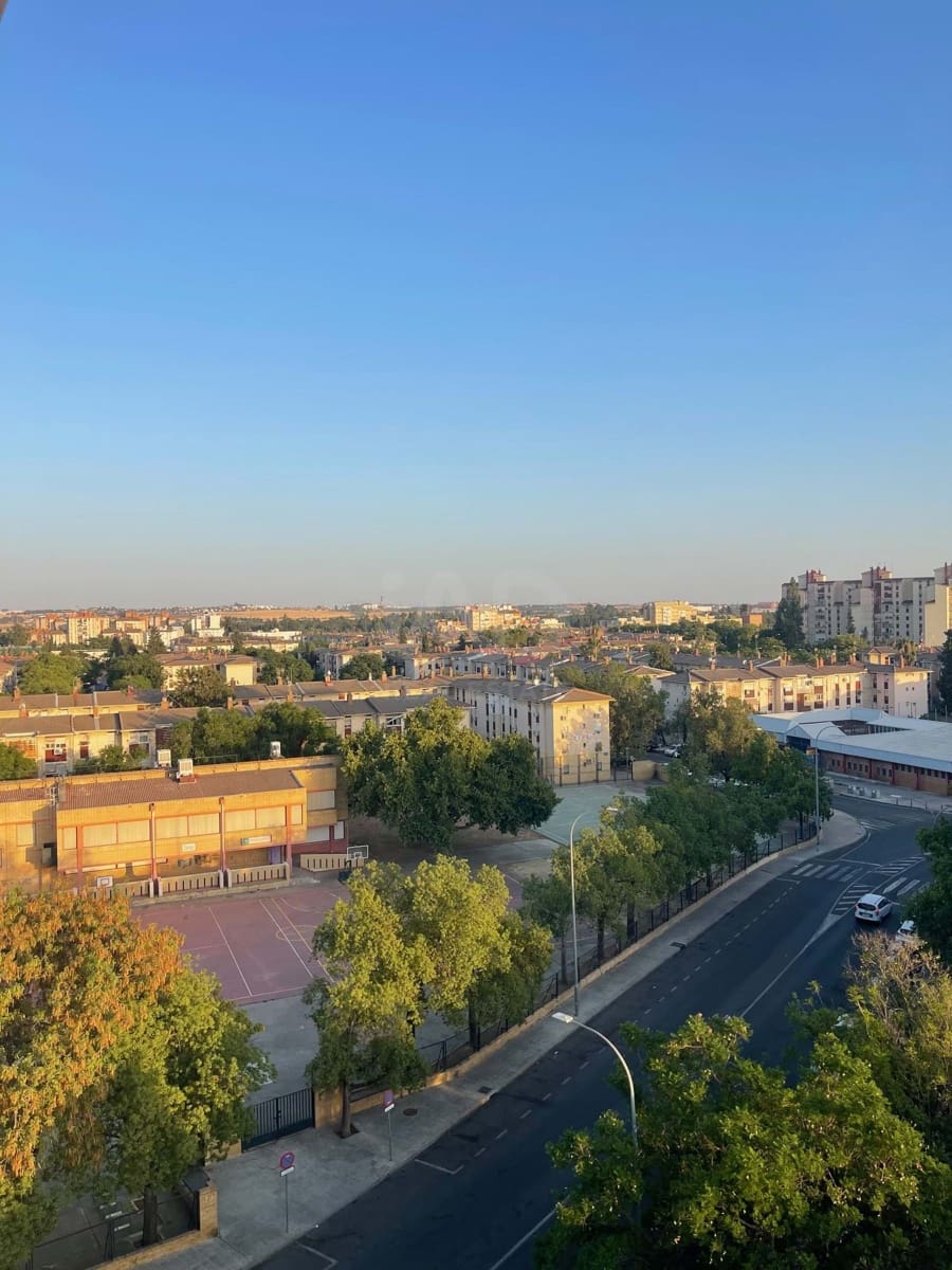 3 sypialnia Apartament na sprzedaż w Miasto Sewilla - 138 000 € (Ref: 9989033)