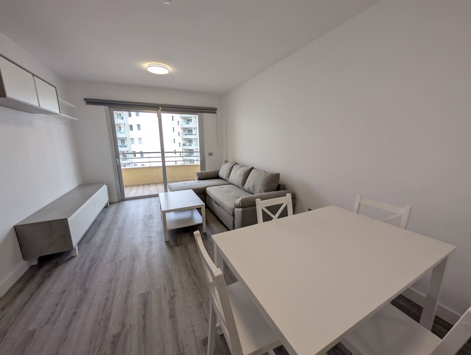 2 soveværelse Penthouse til salg i Adeje med swimmingpool - € 335.000 (Ref: 9989035)