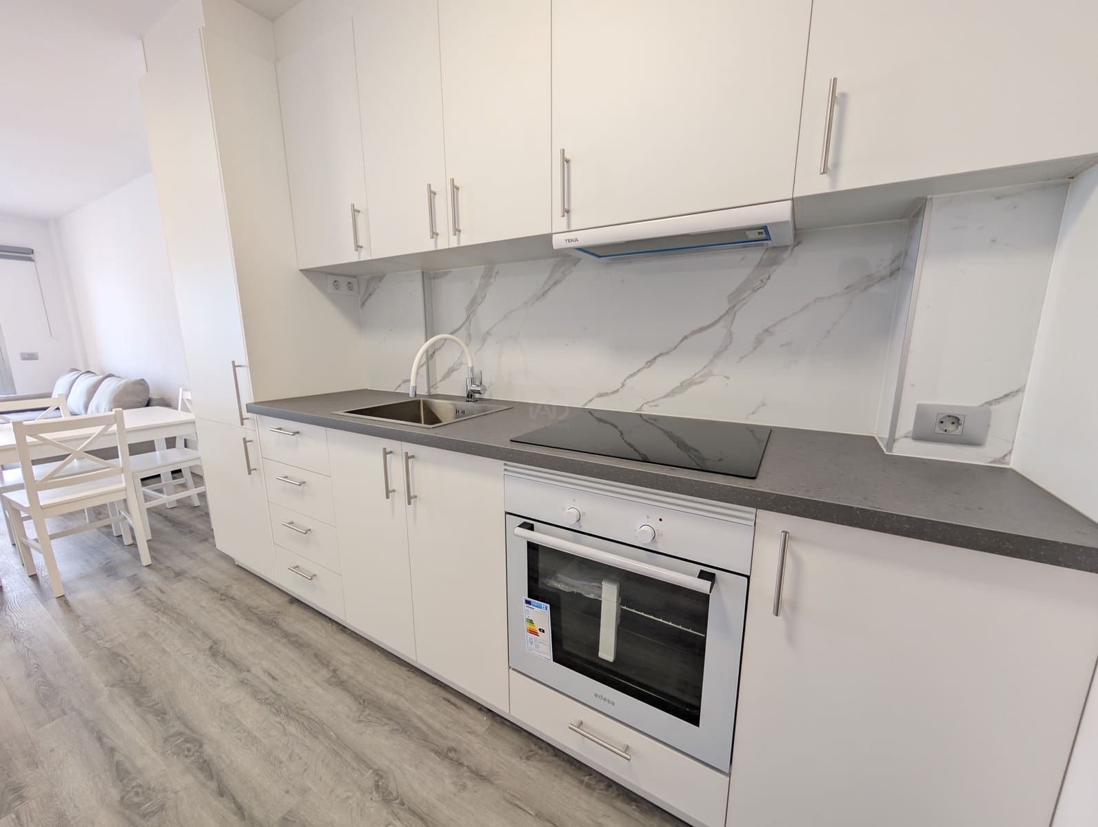 2 soveværelse Penthouse til salg i Adeje med swimmingpool - € 335.000 (Ref: 9989035)
