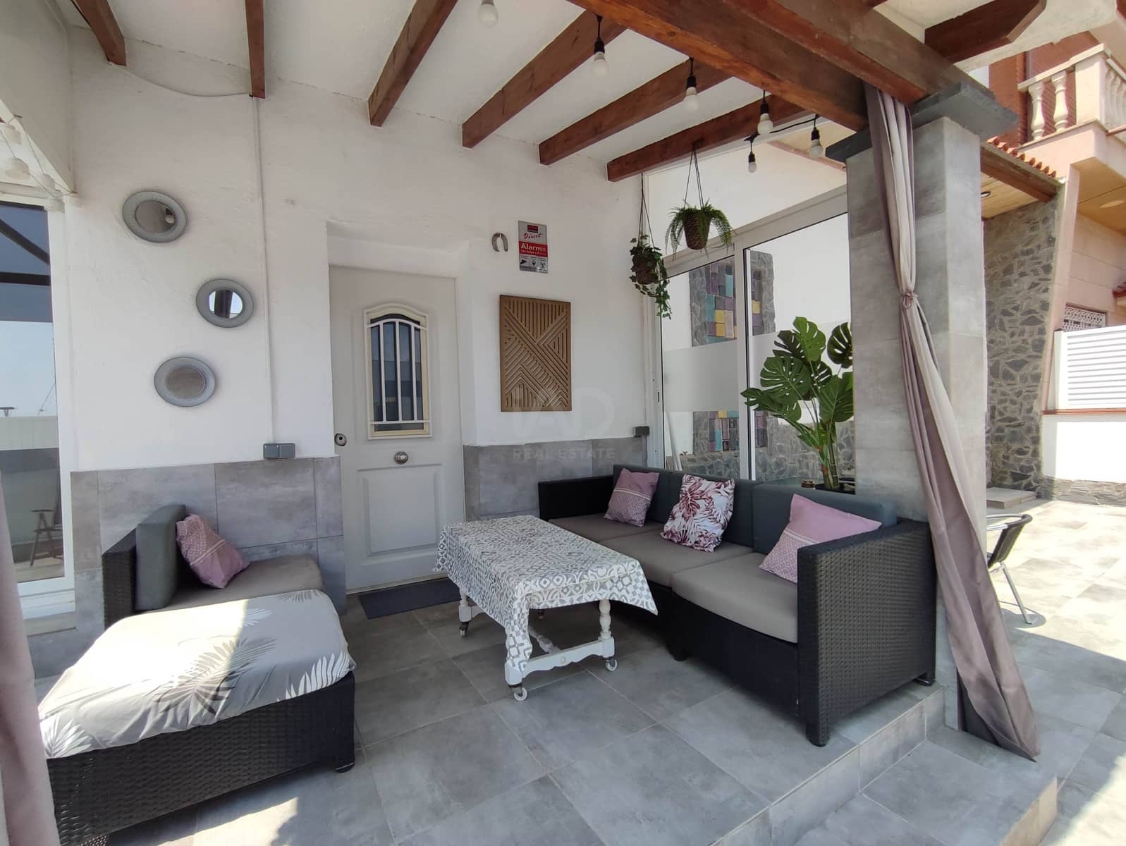 4 quarto Casa em Banda para venda em Tarragona cidade com piscina garagem - 399 000 € (Ref: 9989038)