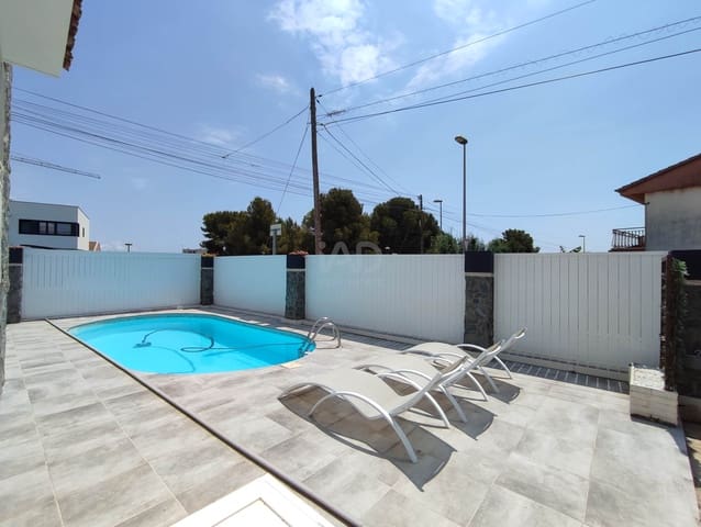 4 Zimmer Haus zu verkaufen in Tarragona Stadt mit Pool Garage - 399.000 € (Ref: 9989038)