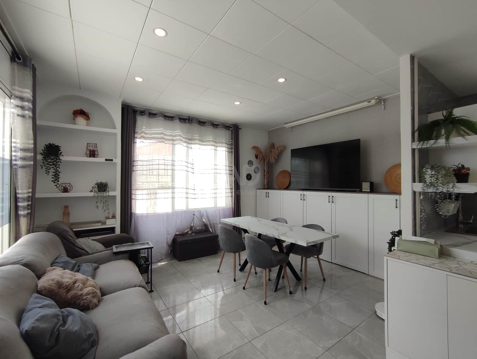 4 quarto Casa em Banda para venda em Tarragona cidade com piscina garagem - 399 000 € (Ref: 9989038)