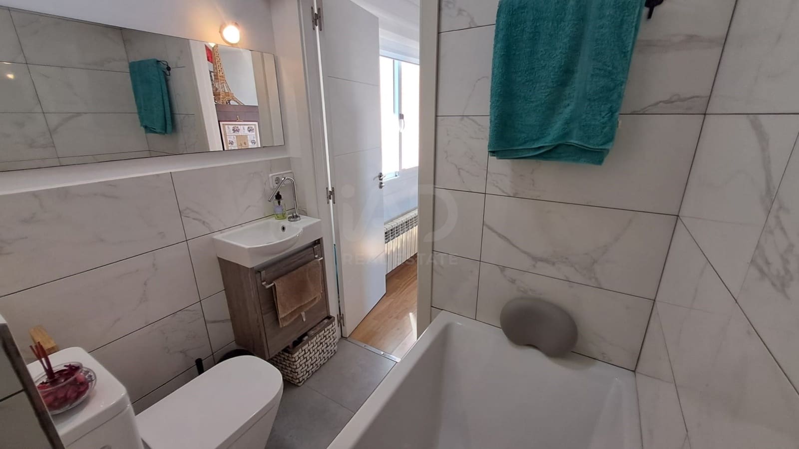 4 quarto Casa em Banda para venda em Tarragona cidade com piscina garagem - 399 000 € (Ref: 9989038)