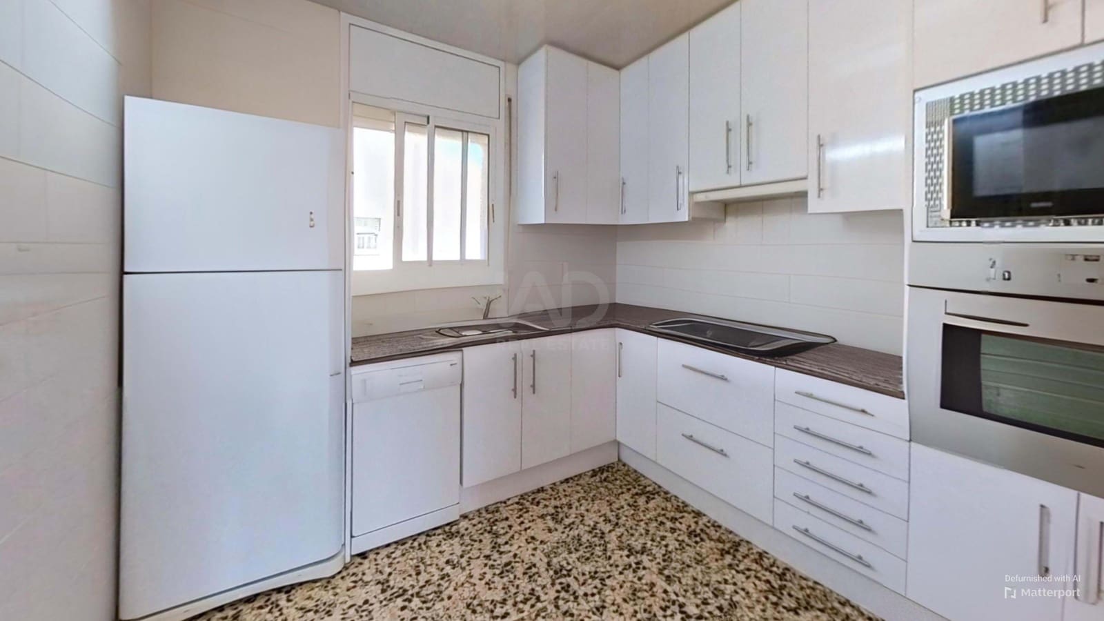 2 makuuhuone Omakotitalo myytävänä paikassa Tarragona kaupunki - 225 000 € (Ref: 9989039)
