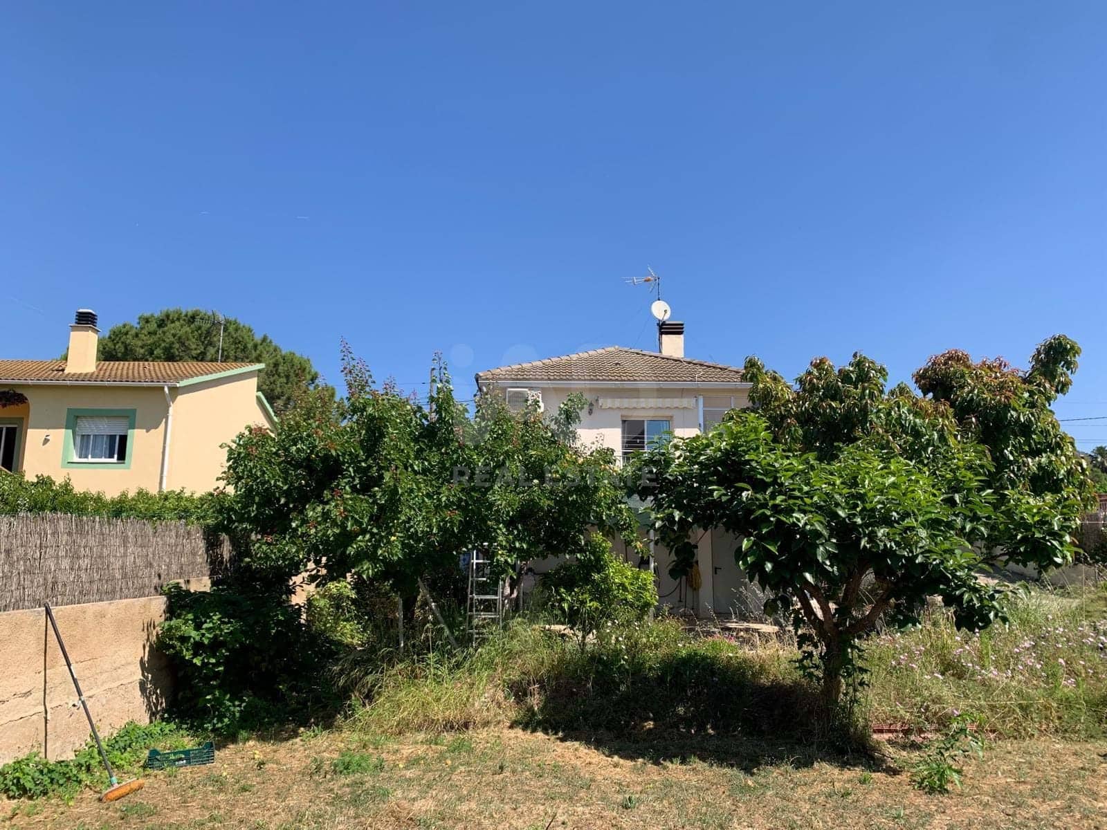 2 makuuhuone Omakotitalo myytävänä paikassa Tarragona kaupunki - 225 000 € (Ref: 9989039)