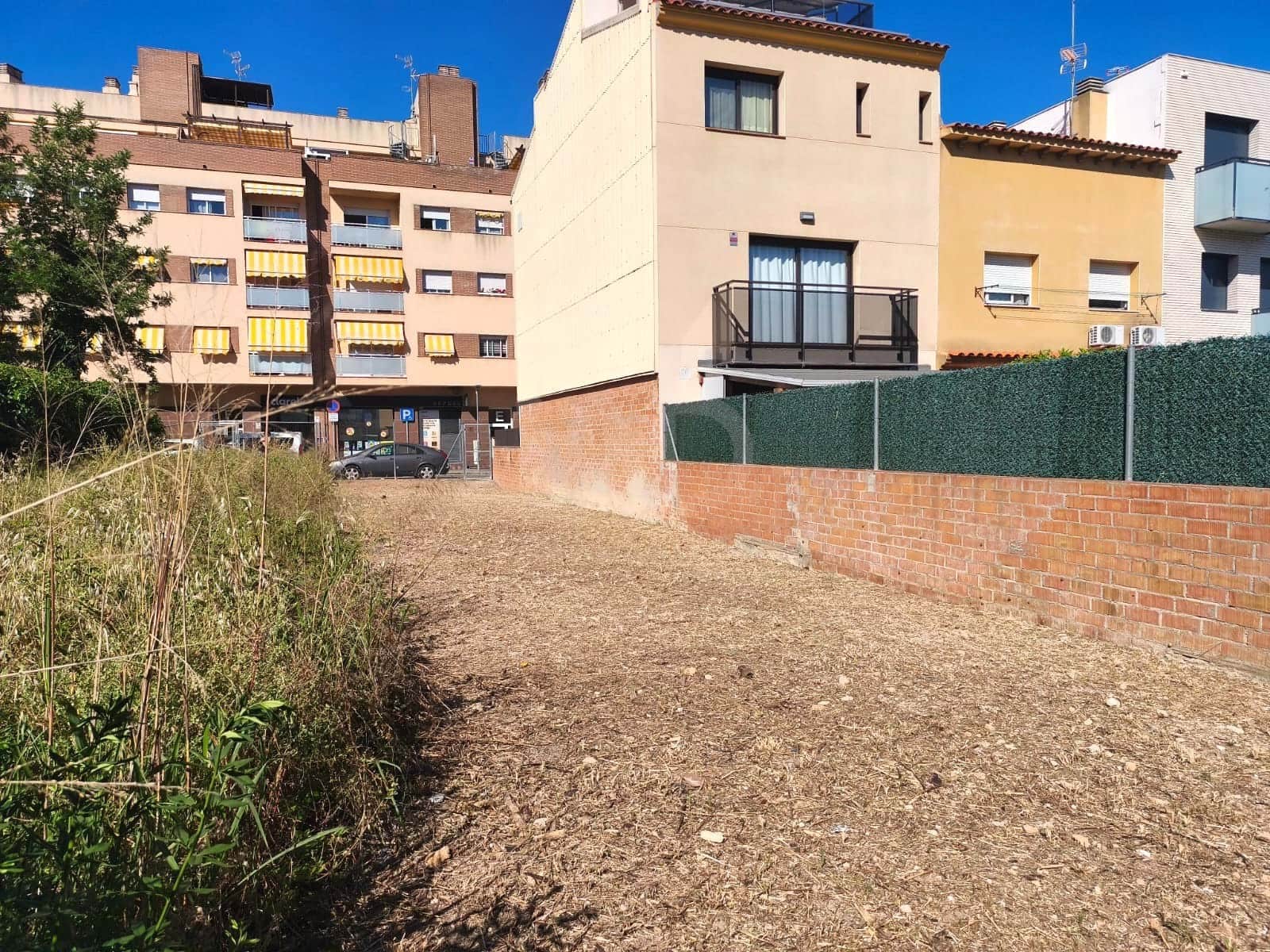 Tomt till salu i Tarragona stad - 59 000 € (Ref: 9989040)