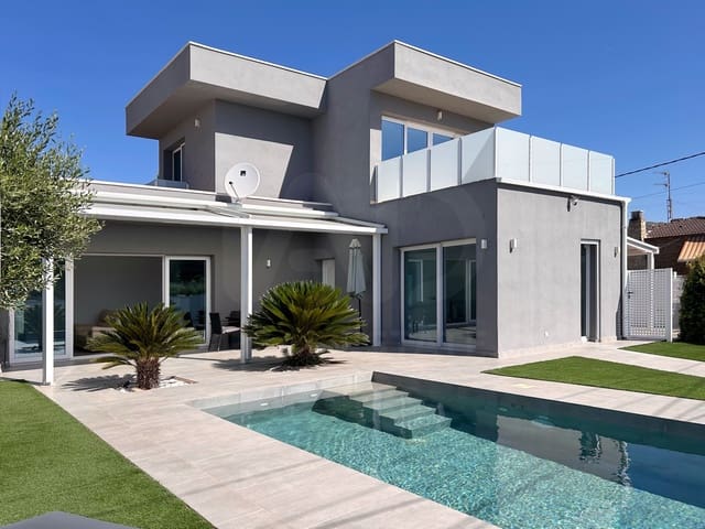 Casa de 3 habitaciones en L'Ametlla de Mar en venta con piscina - 467.000 € (Ref: 9989042)