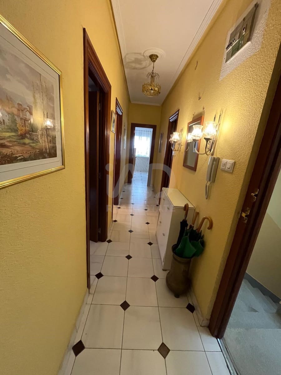 3 bedroom Apartment for sale in Salamanca city - € 67,000 (Ref: 9989043)