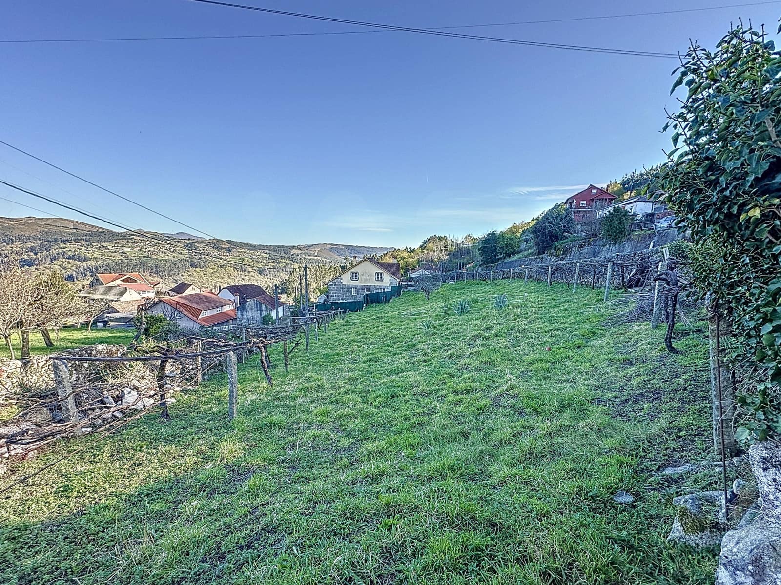 Tomt till salu i Pontevedra stad - 35 000 € (Ref: 9989046)