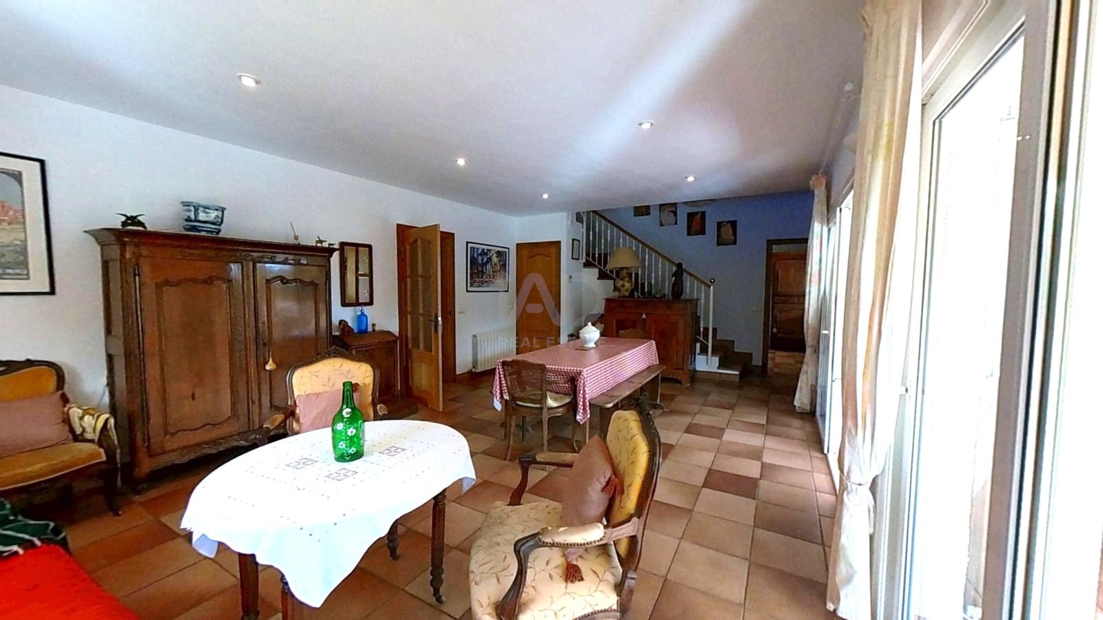 Casa de 5 habitaciones en Tarragona ciudad en venta con piscina garaje - 370.000 € (Ref: 9989047)